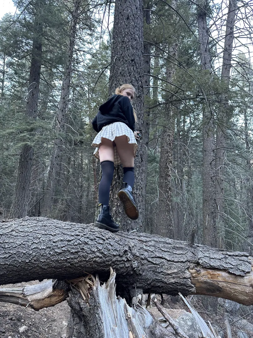 would you use me in the woods? i’m not wearing any panties 🙈