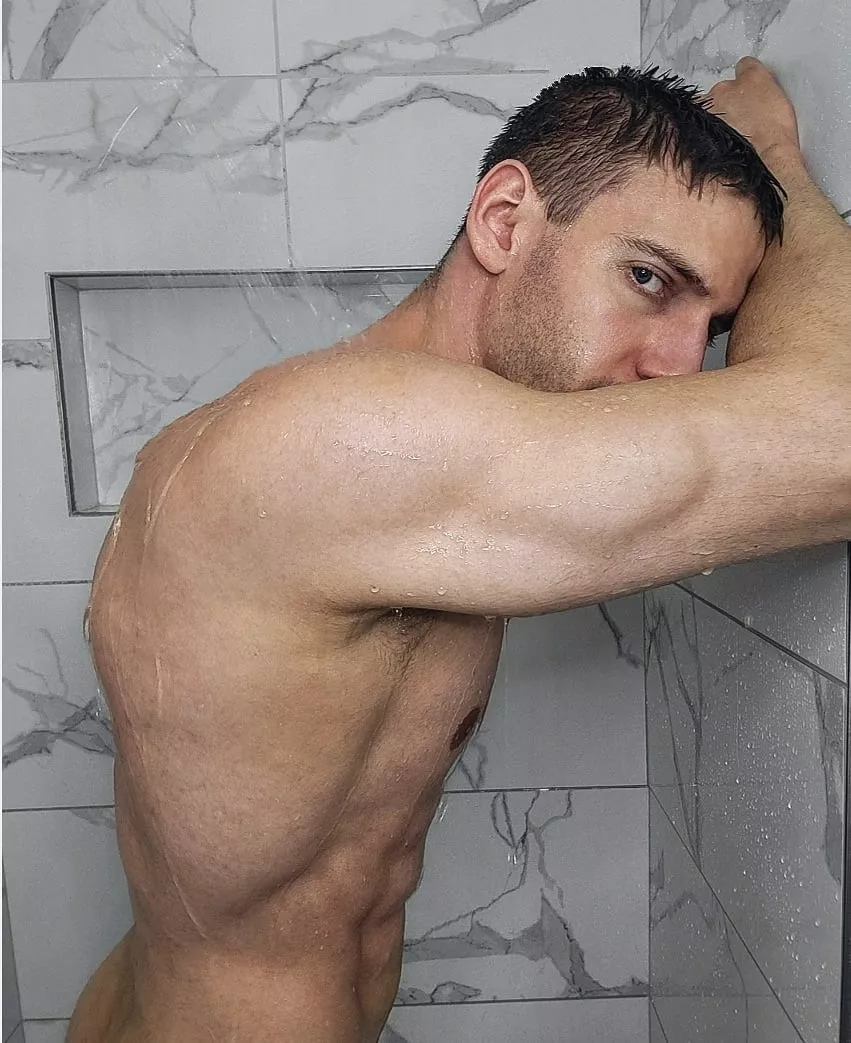 Would you wash my back 😏..?