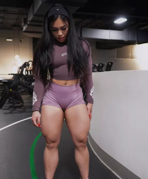 Wow, those thighs!