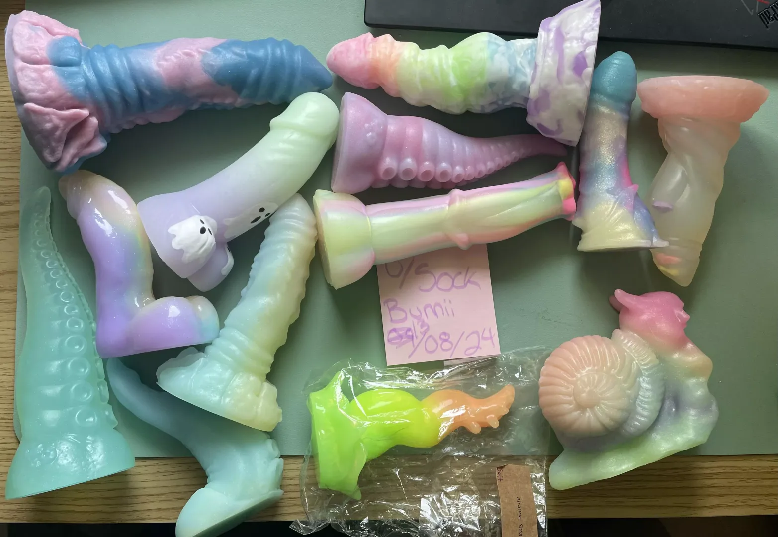 WTS - Dongs and squishy snail 💕
