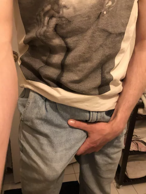 Wwyd if you noticed my cock outline? [35]