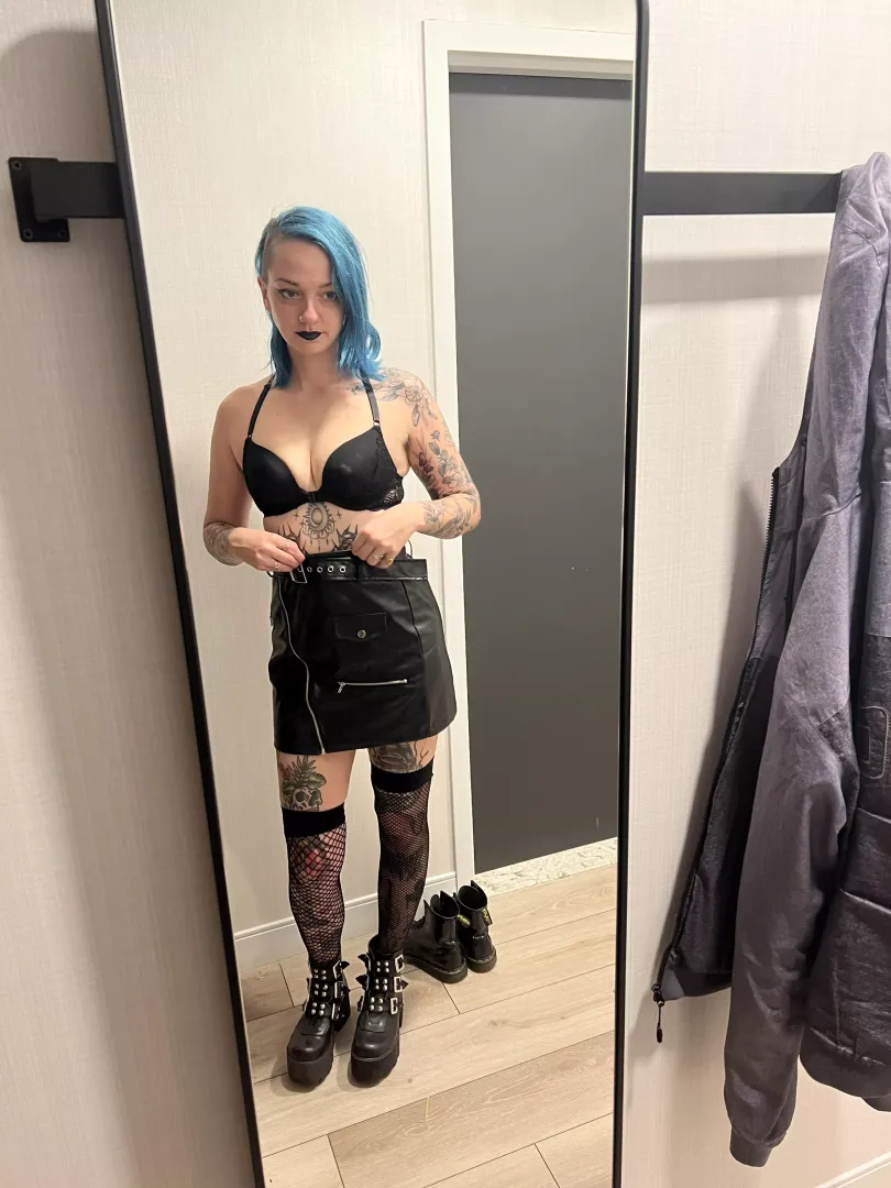 wyd if I show up to our first date wearing this?
