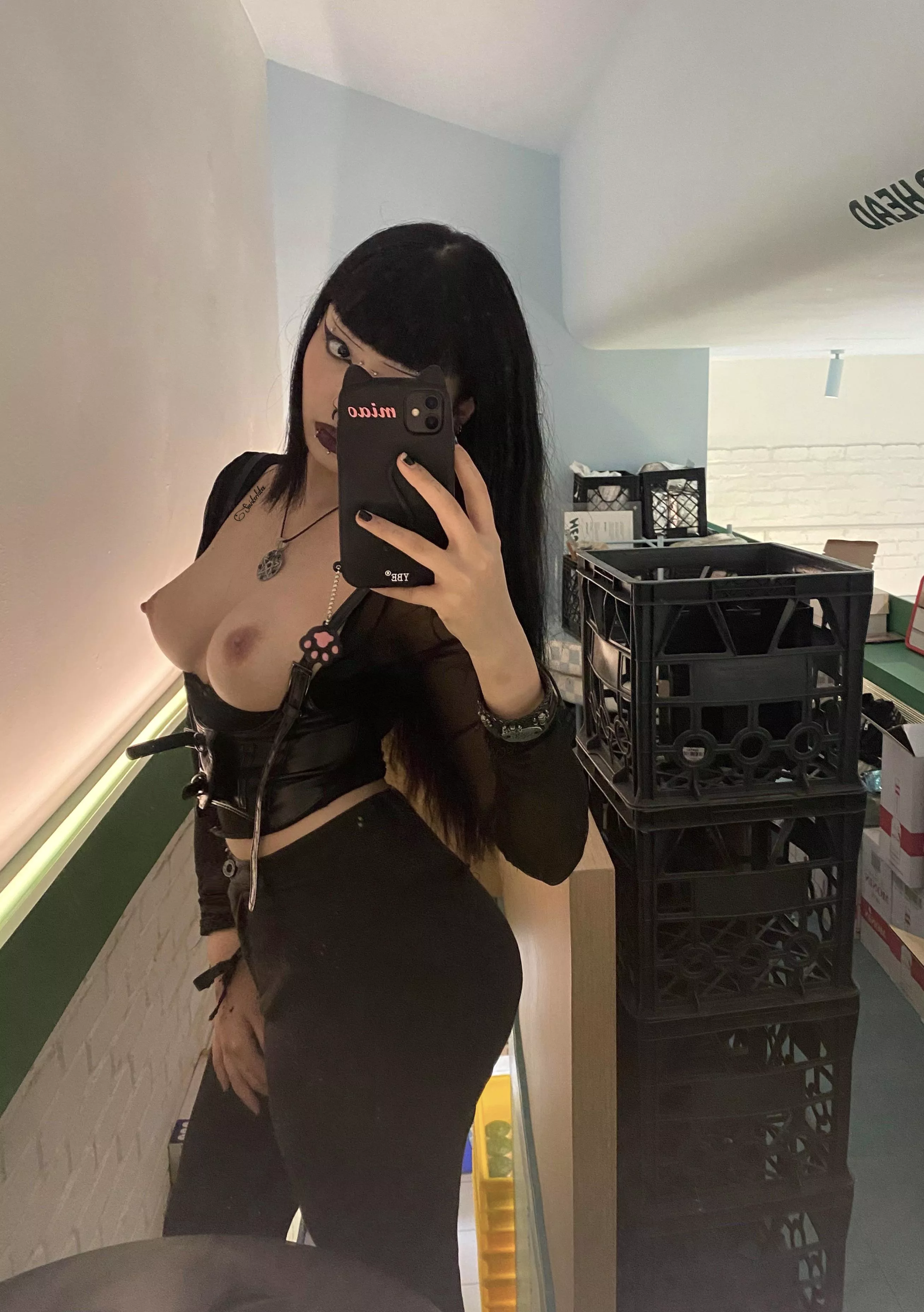 wyd if you caught me at work like this?