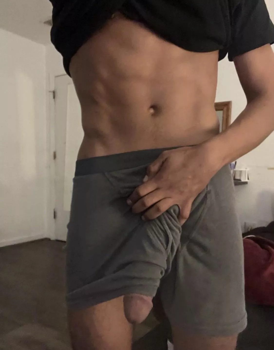 Wyd if you walked in on your roommate like this?
