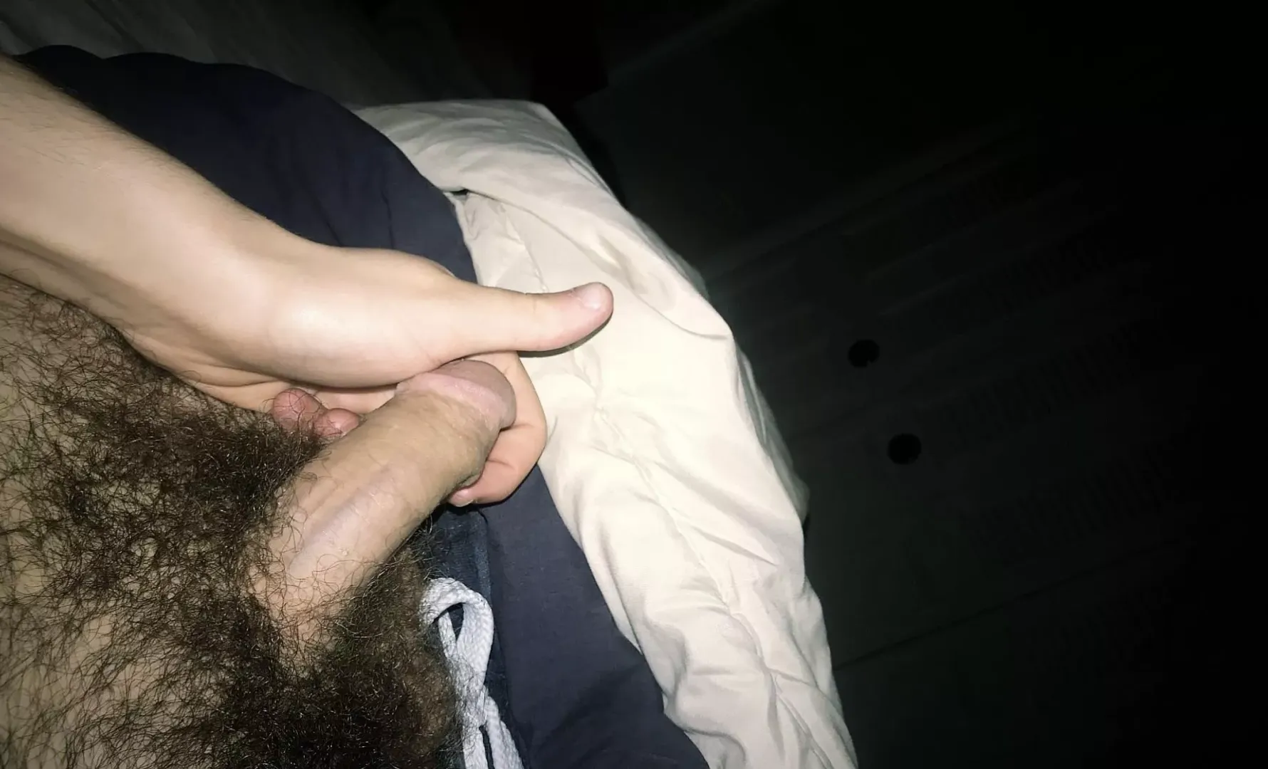 Yall like hairy cock?