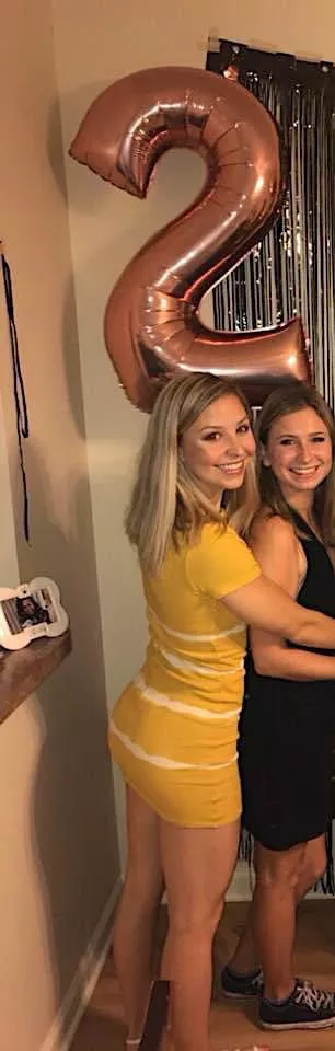 Yellow Dress 🍑