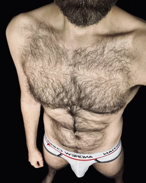 Yep, I'm a proud bi bloke who wears tightie whities.