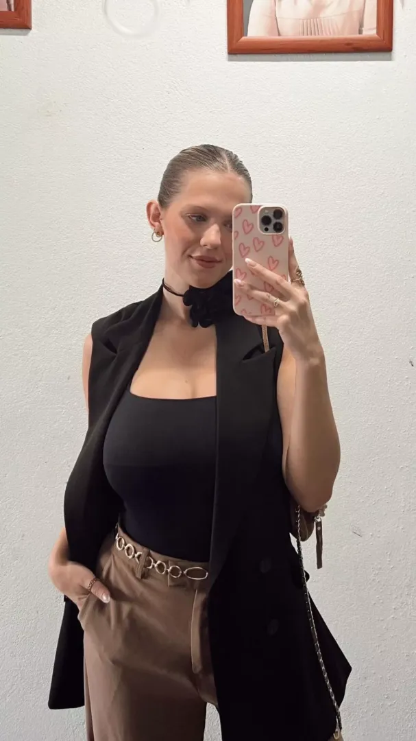 YGWBT Selfie