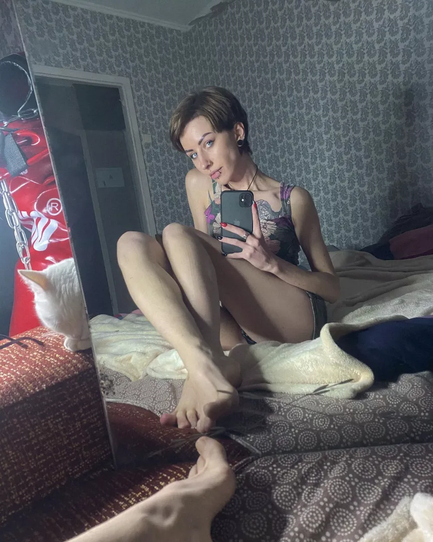You can lick my toes