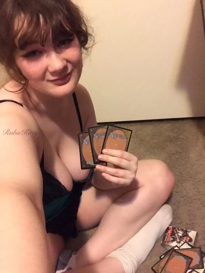 You can play with this nerd🥰