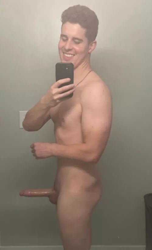 You come in bathroom and see me like this. Wyd??