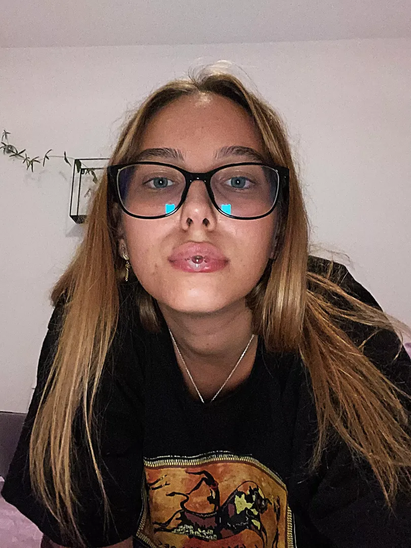 You deserve my spit all over your face😈 link in comm