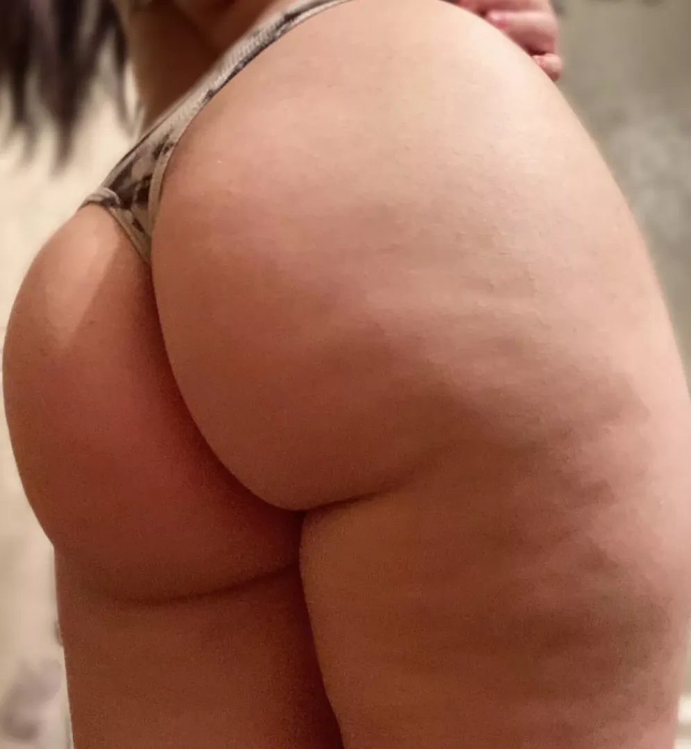 You face would look better between my legs