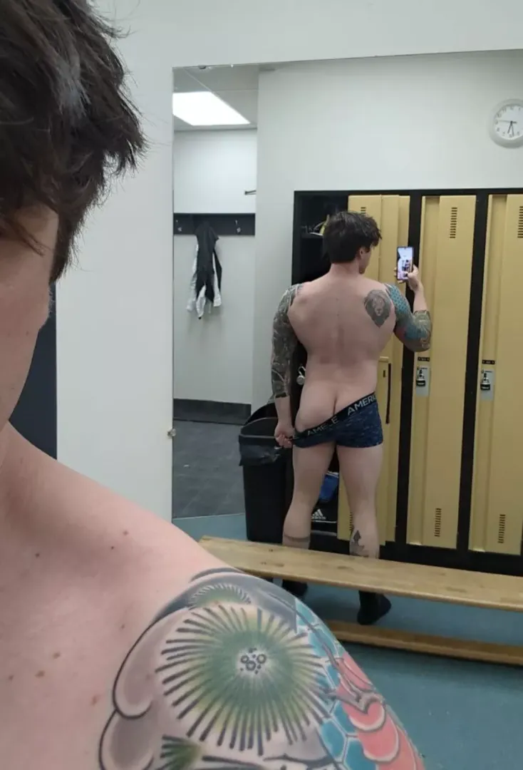 You just gunna stand there or help me get these off?
