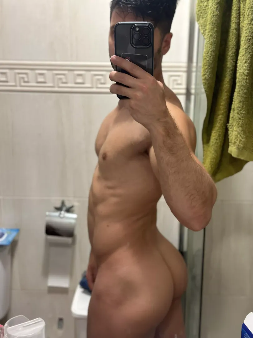 You like my huge ass ?