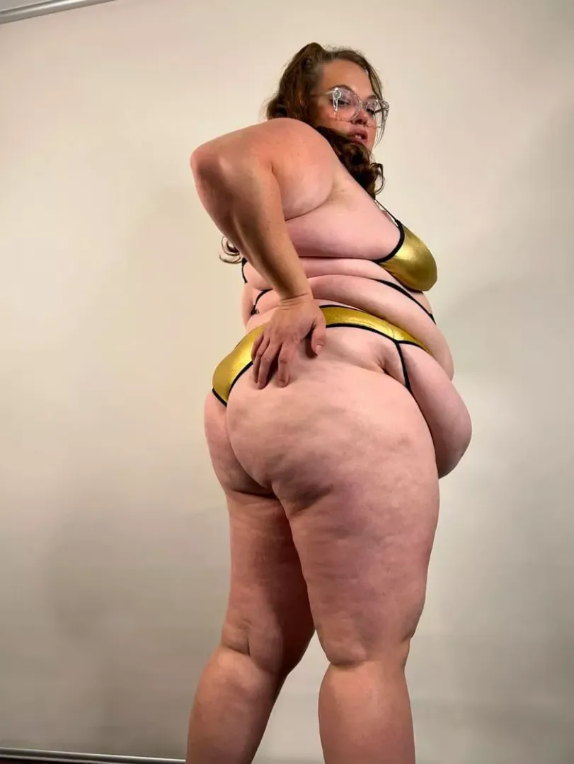 You like my outfit 