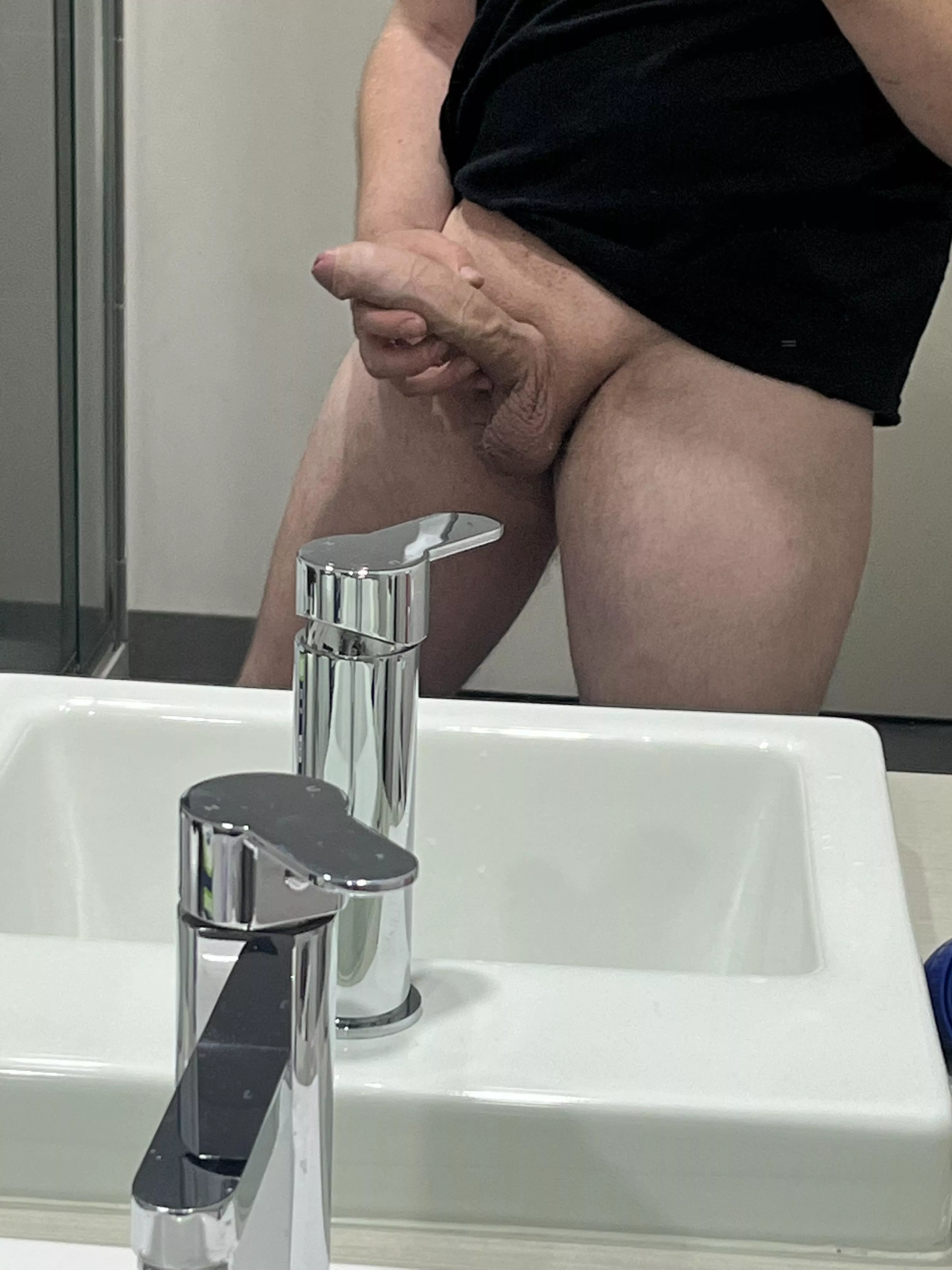 You like uncut and veiny ?