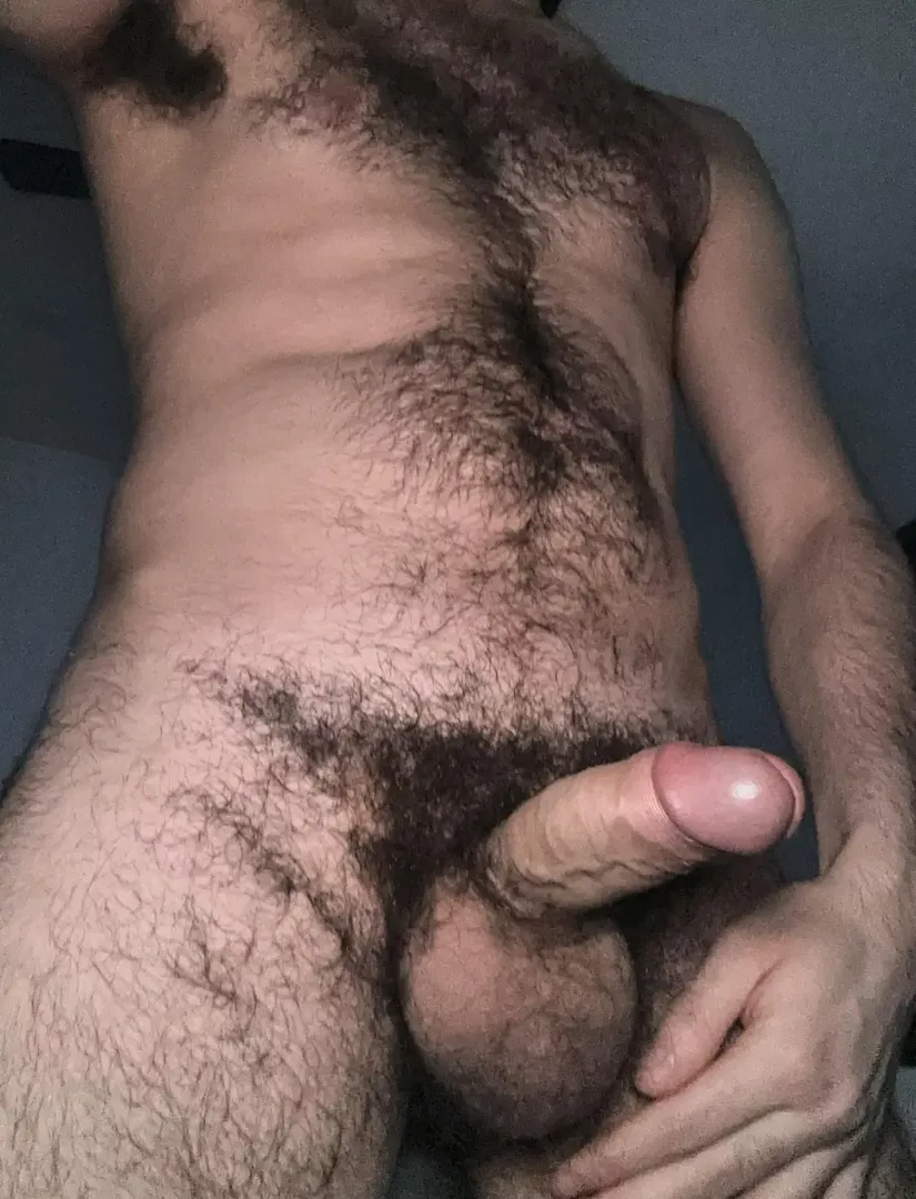 you like your boys hairy?🤭