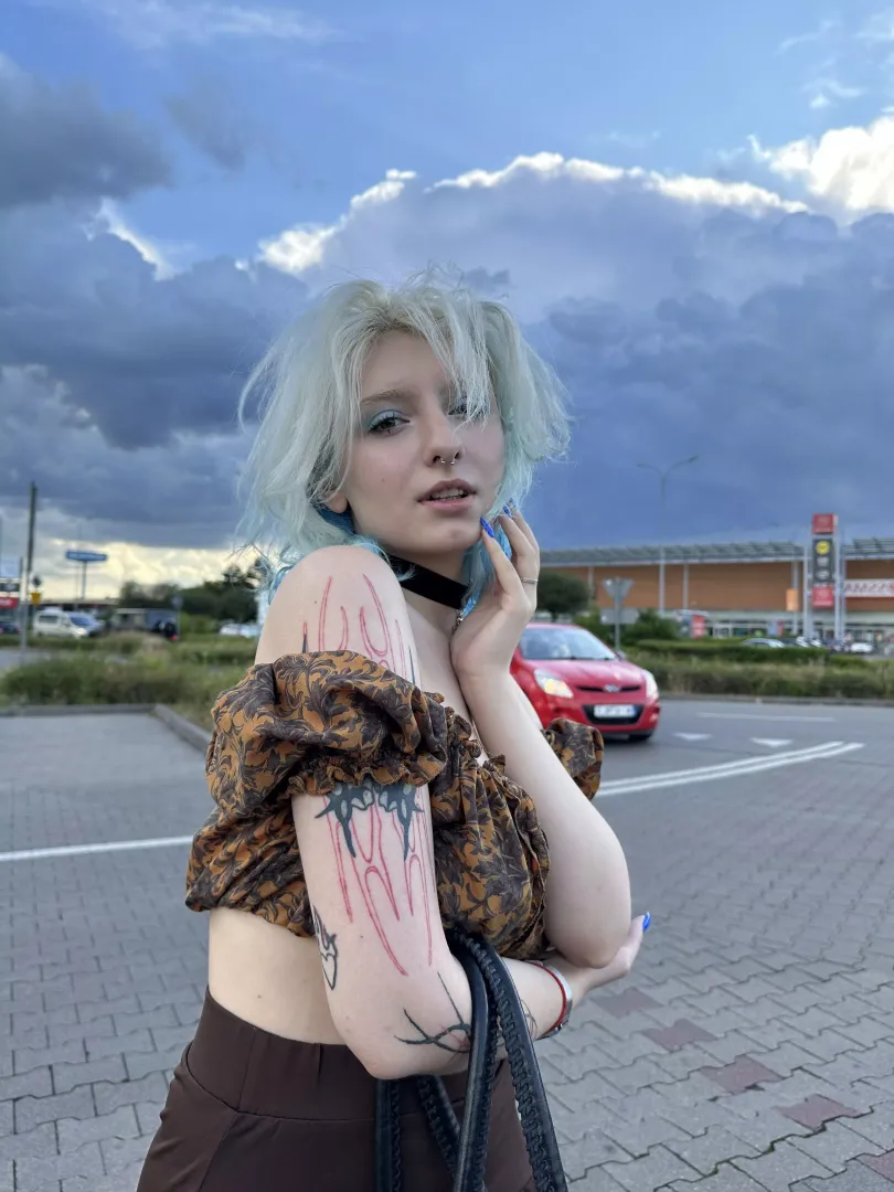 You seem to like tattoos and pierced [wife]