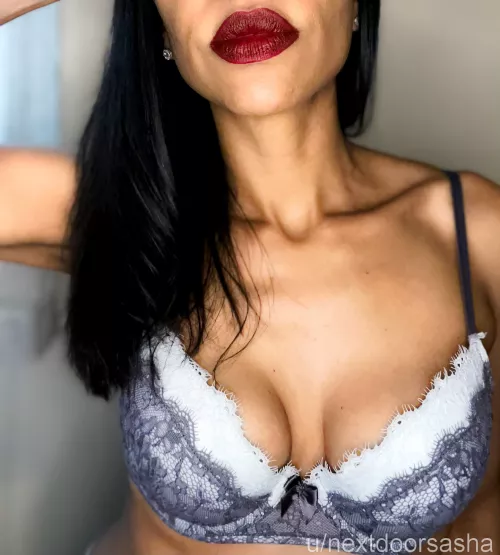 You should feel these lips