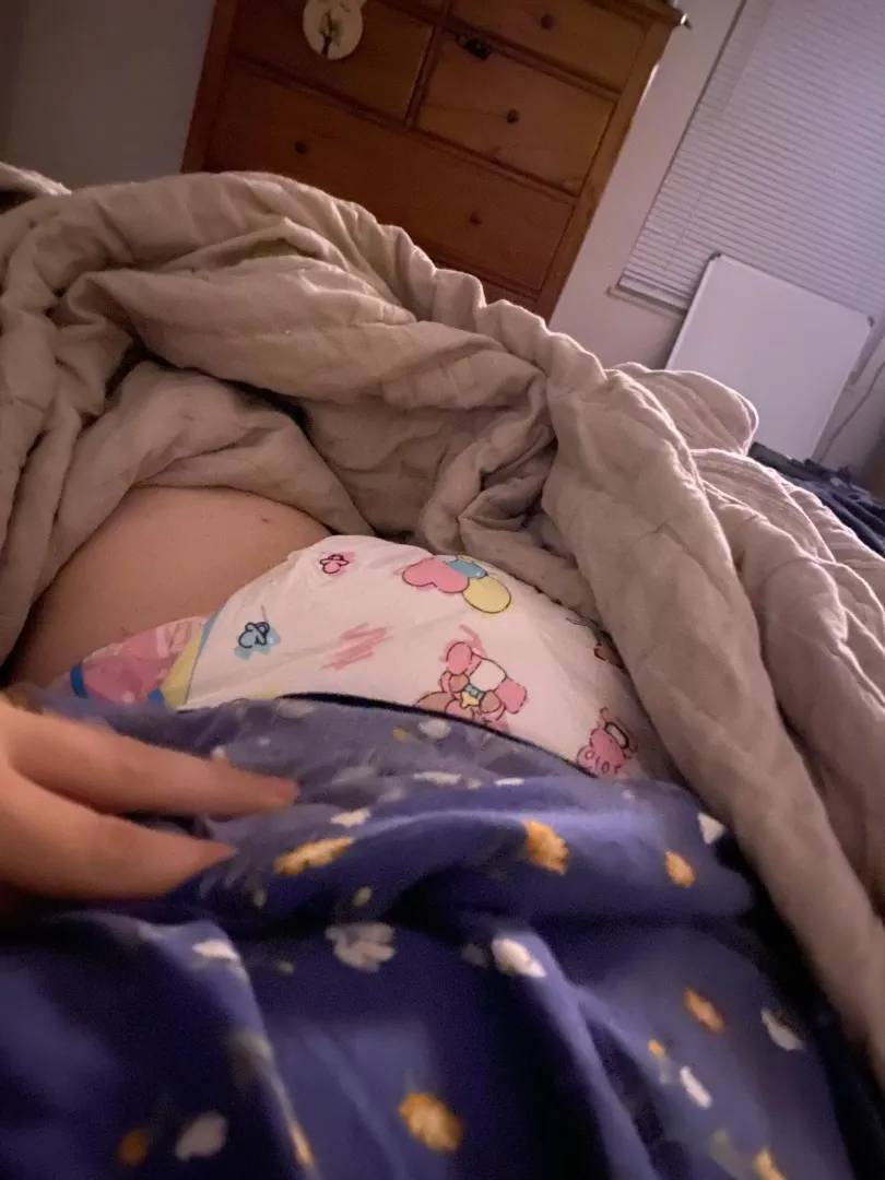 You sneak into your baby girl’s room to find her sleeping. Pull down the blanket to find a very wet diaper. What do you do after? 😘 f25 OC