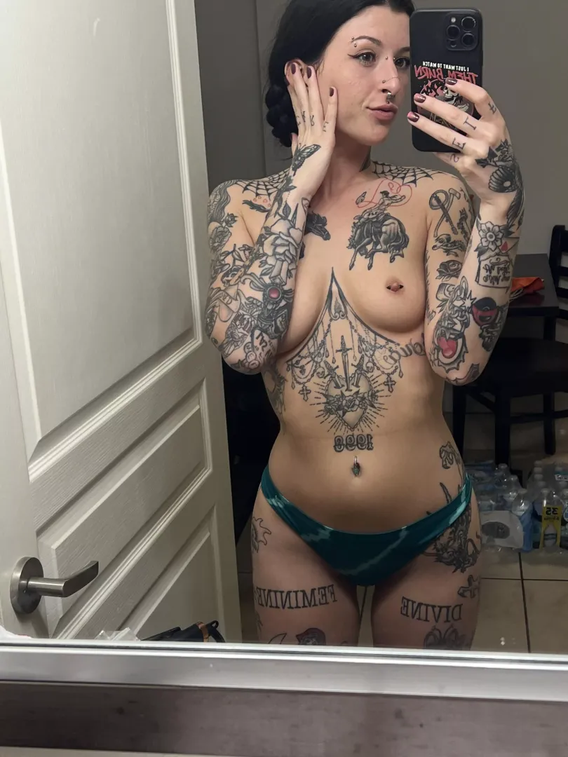 Your daughters petite friend is begging for a creampie, will you risk it?