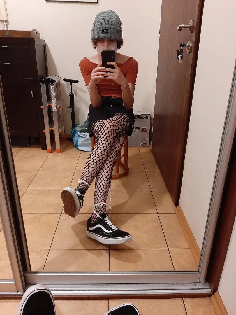 your local skater ^-^