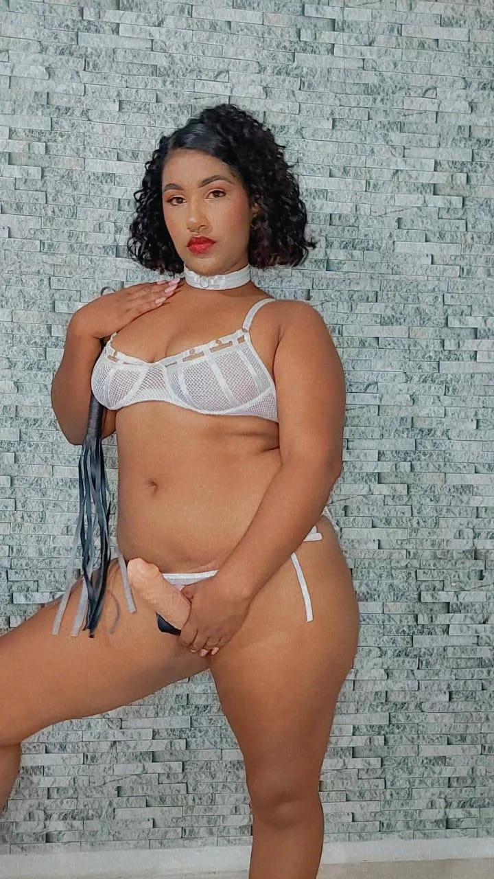 Your mommy wants to have fun with your body, be obedient sissy b*tch 🐷 kik chocosweet23, sn*p arisweet69 🐷 