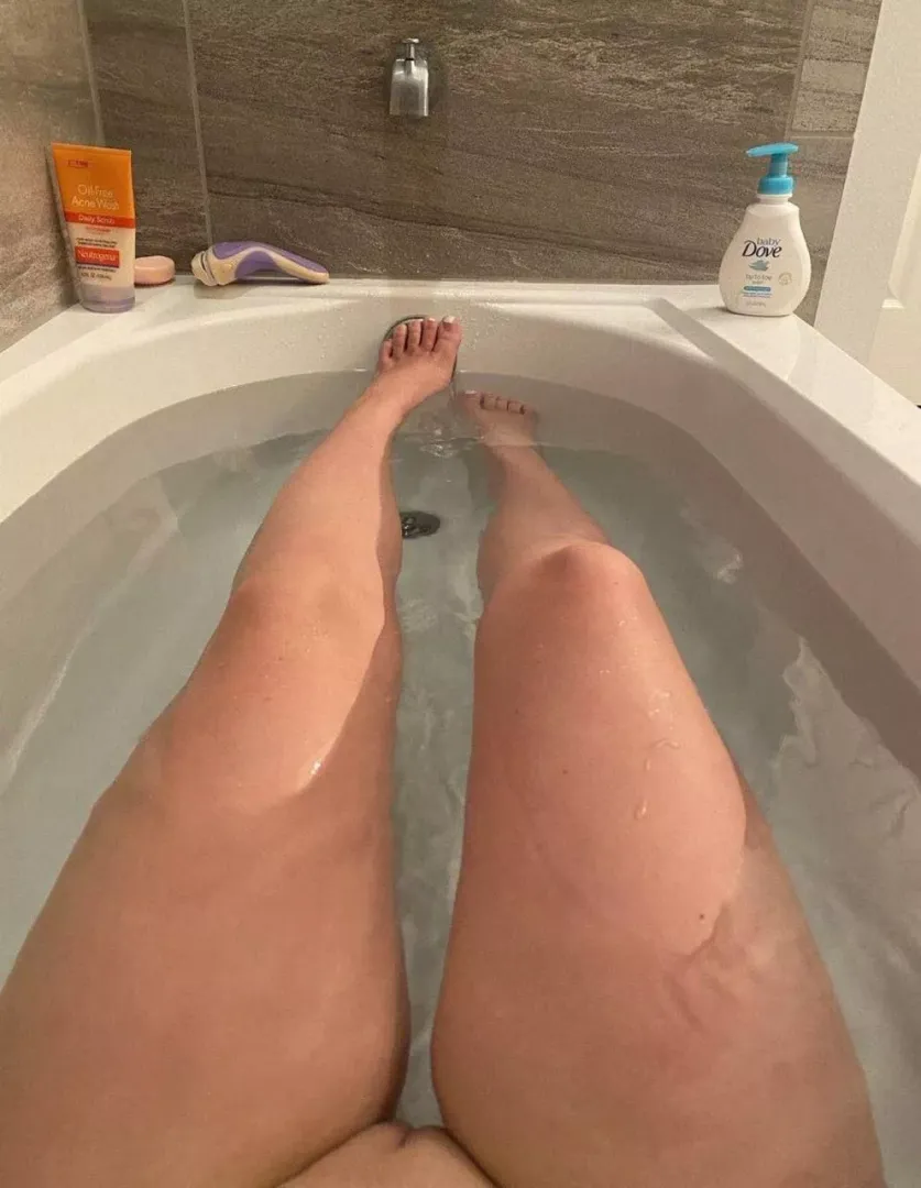 Your place between this legs