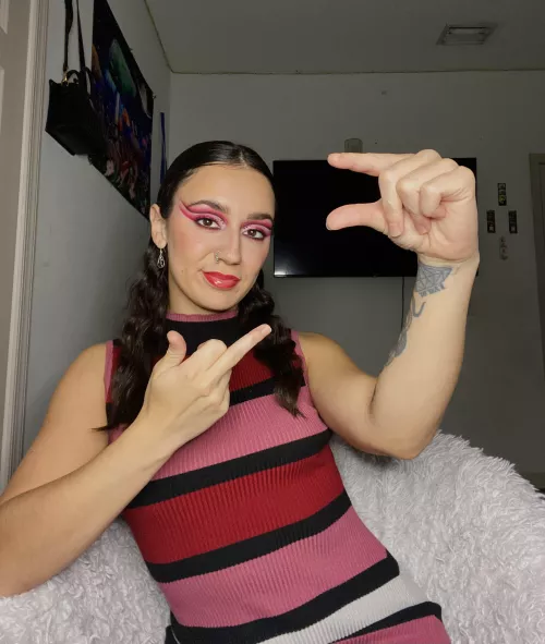 You’re a sorry excuse for a man and a clit dick loser 