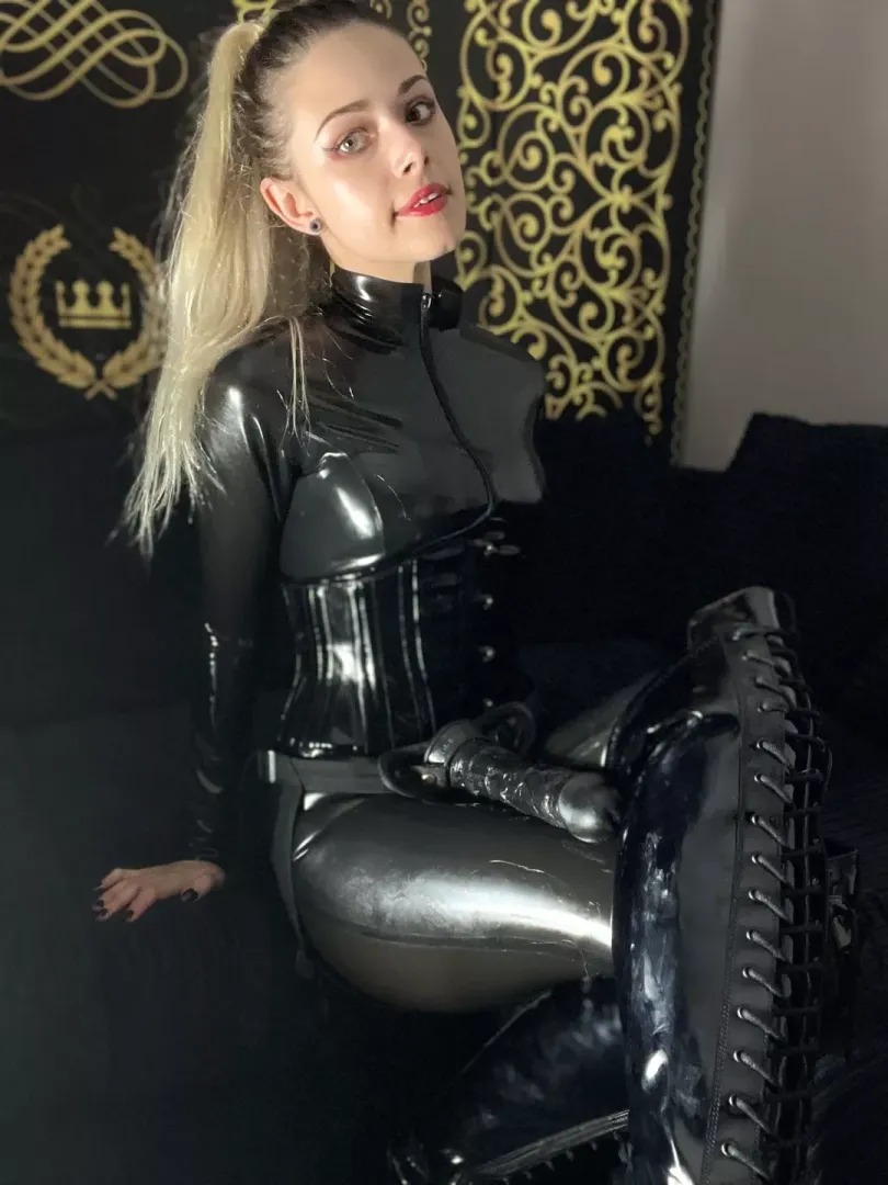 You’re gonna worship my latex before you worship my cock.