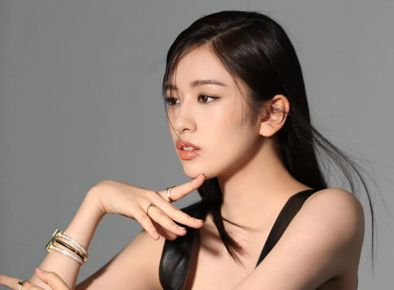Yujin (IVE)